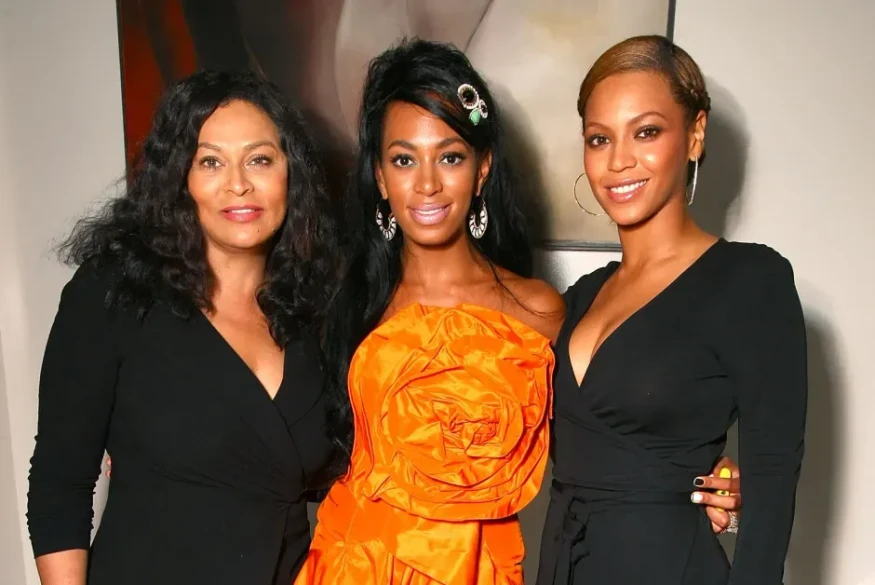 Tina Knowles: Beyoncé and Solange Sang to Her Before Surgery