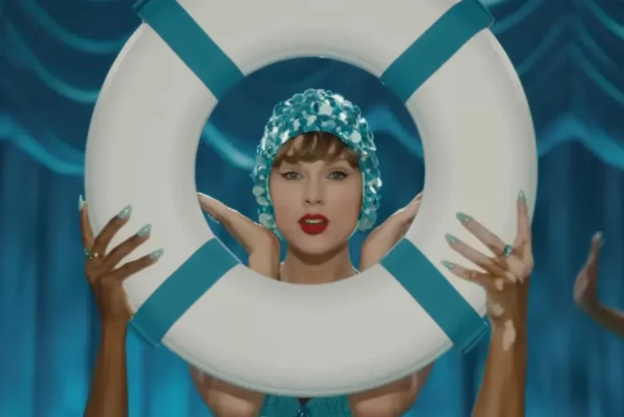 Taylor Swift Says She Feels More Connected Than Ever to Her Country Roots