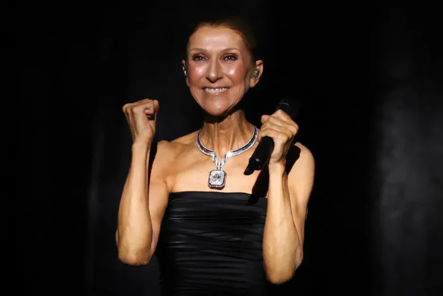 Céline Dion Returns to the Stage After Six Years and Breaks Down in Tears in Paris