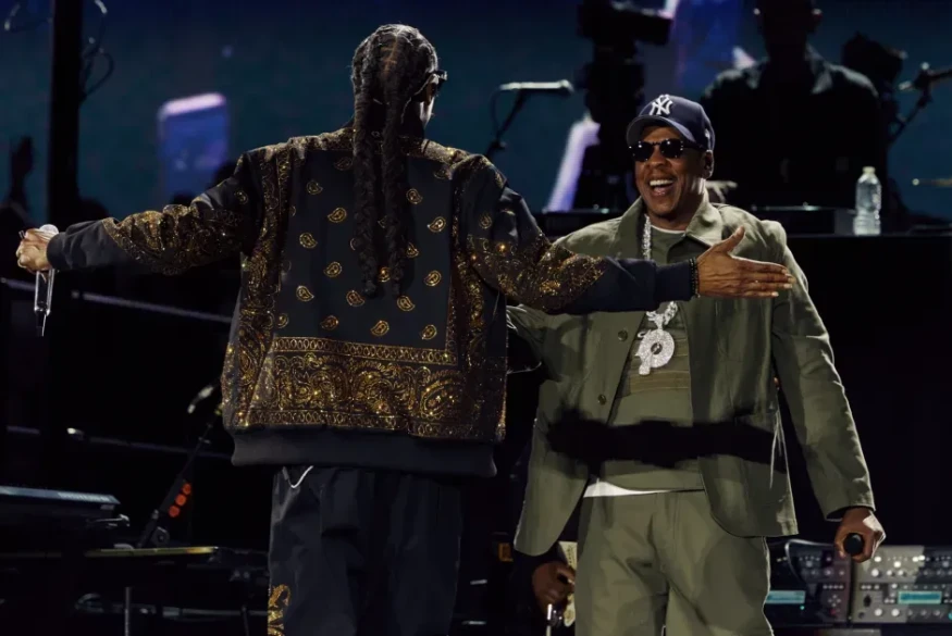 Jay-Z Closes ‘JAŸ-Z30’ With Dr. Dre, Snoop Dogg and a Huge Los Angeles Finale